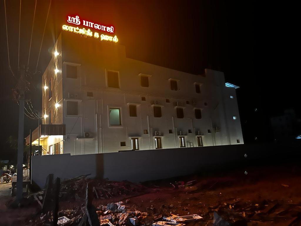 Hotel Sri Balaji Lodging Tiruchchendūr Exterior foto